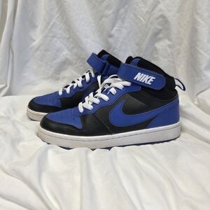Nike Court Borough Shoes